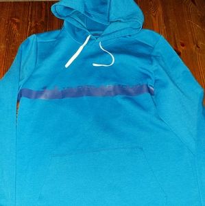 Lot of 2 under Armour sweaters